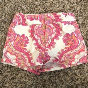 Adjustable toddler shorts